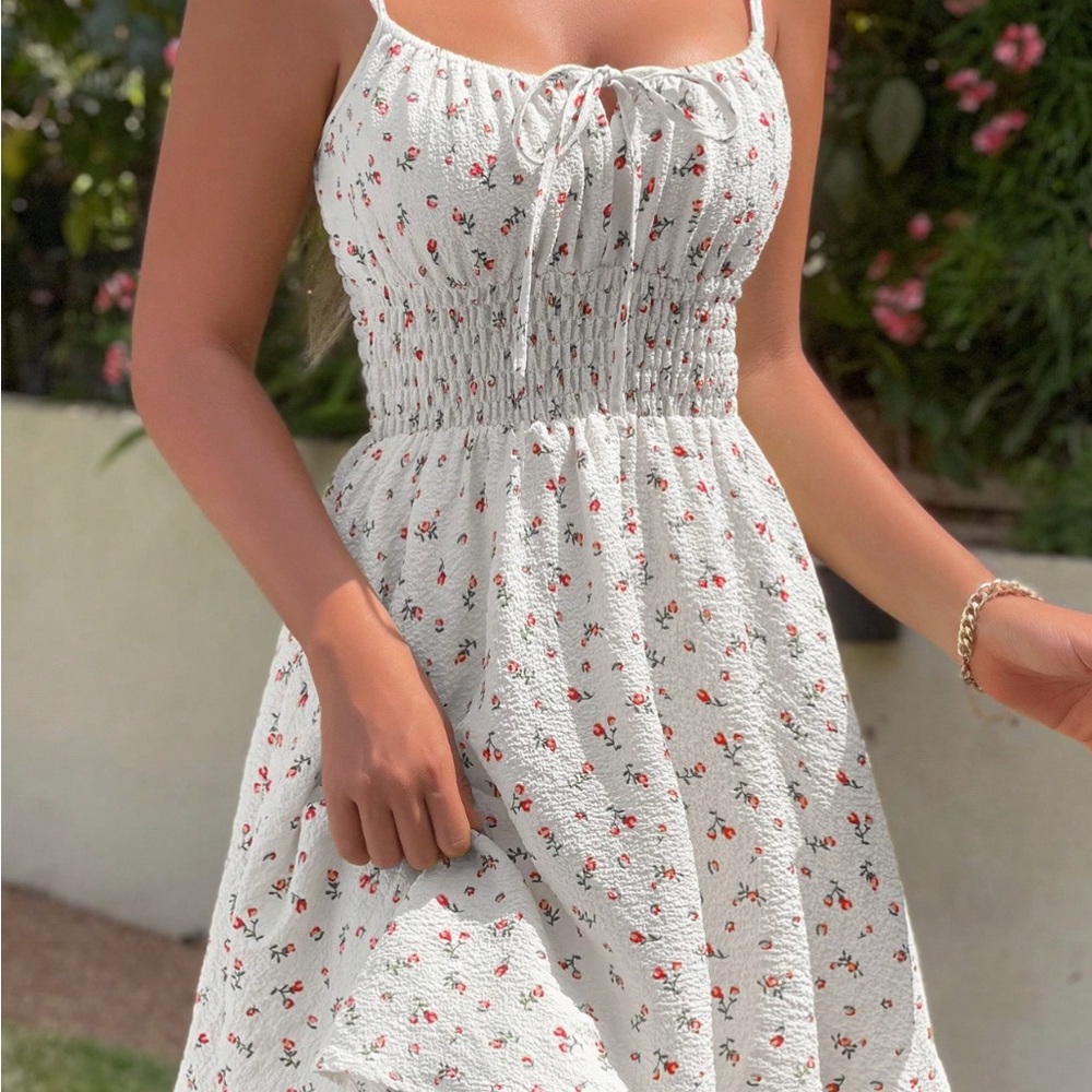 SHEIN White Sleeveless Spaghetti Strap Sundress